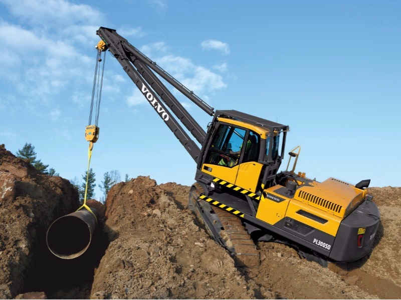 New Volvo E-Series rotating pipelayers gives increased power and lifting capacity
