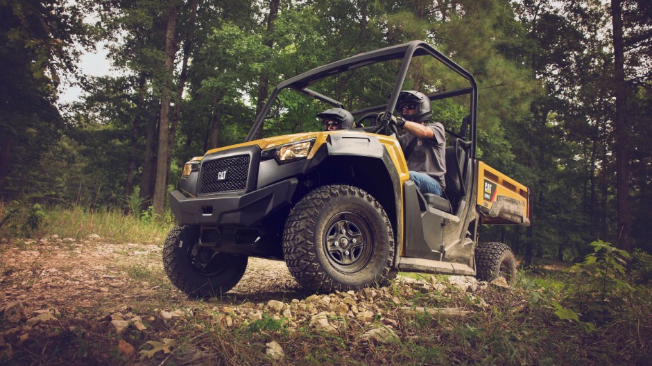 Cat CUV102D utility vehicle
