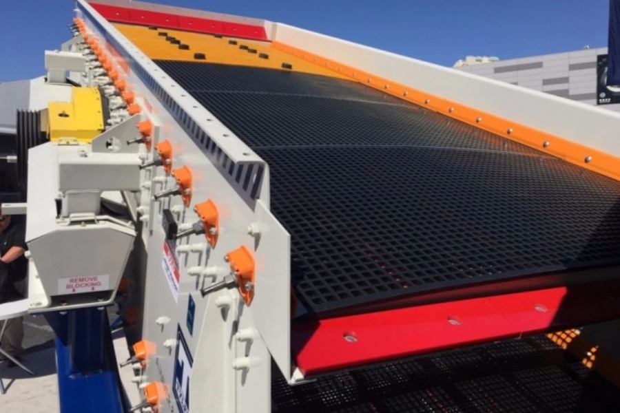 Tyler F-Class vibrating screen is ideal for tough applications