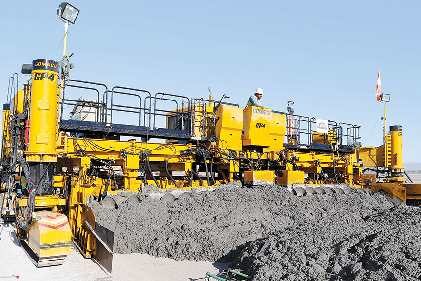 What contractors should look for when buying a concrete slipform paver